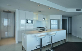  HR Surfers Paradise - Apartment 4204  Серферс-Парадайс